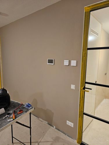 Strak renovlies met een kleurrijk karakter